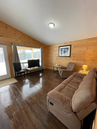 Modern Cabin 1 - Moose Tracks